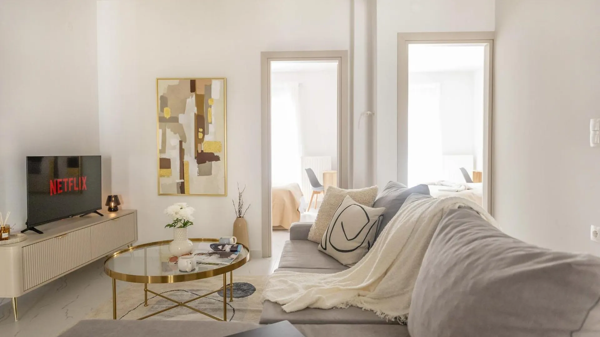 Modern Warmth Designed For Rest & Flow Thessaloníki 0*,