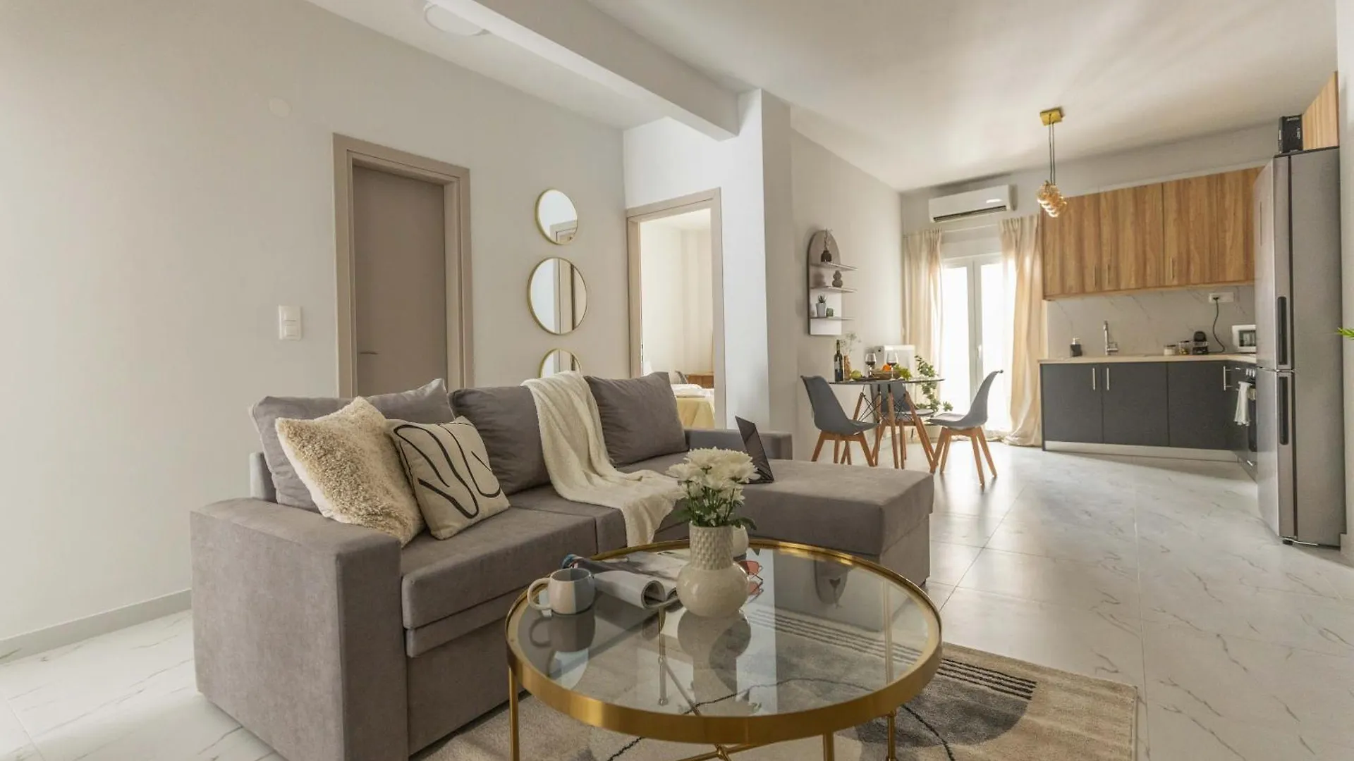 Modern Warmth Designed For Rest & Flow Thessaloníki