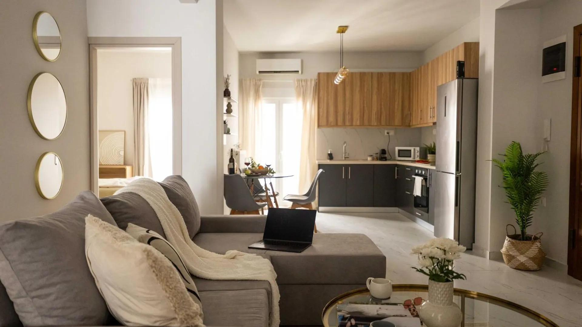 Modern Warmth Designed For Rest & Flow テッサロニキ ギリシャ